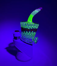 Load image into Gallery viewer, Fully Worked Puffco Peak Top w/Illuminati UV Glass