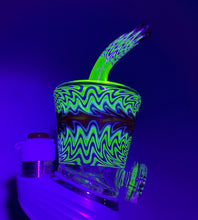 Load image into Gallery viewer, Fully Worked Puffco Peak Top w/Illuminati UV Glass