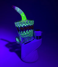Load image into Gallery viewer, Fully Worked Puffco Peak Top w/Illuminati UV Glass
