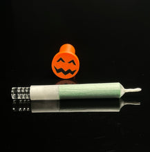 Load image into Gallery viewer, Tuck Tip #1  w/Halloween Themed Case  (12mm)
